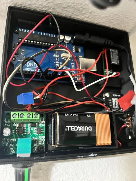 Hộp đựng Arduino kích thước lớn có ngăn chứa pin 9V - Image 7