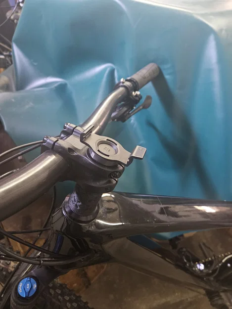 Đế gắn Garmin Quick Fit cho Ahead Cap - Image 2