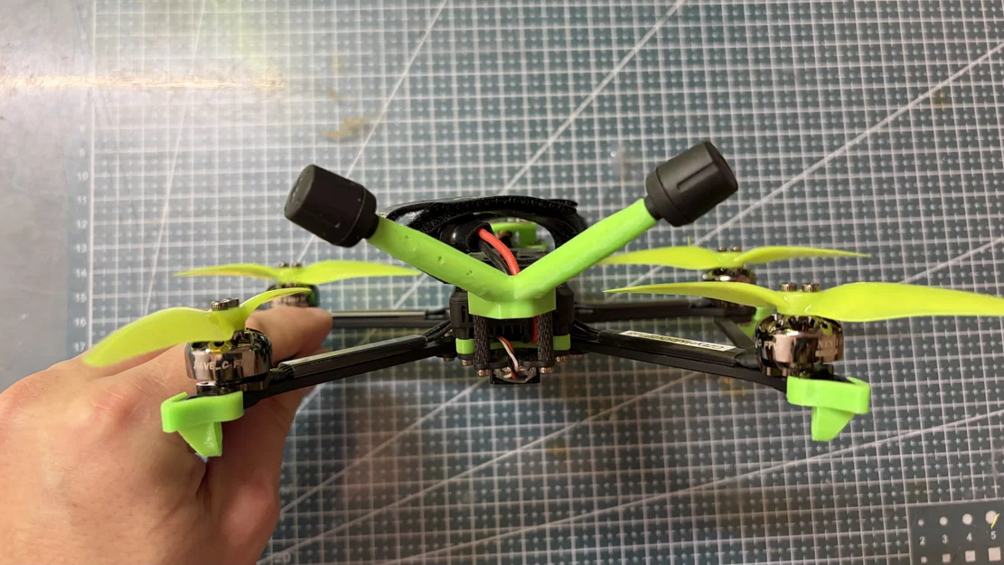 Gá đỡ ăng-ten góc thấp cho Flywoo Explorer O4 Pro (Antenna Mount) - Image 2