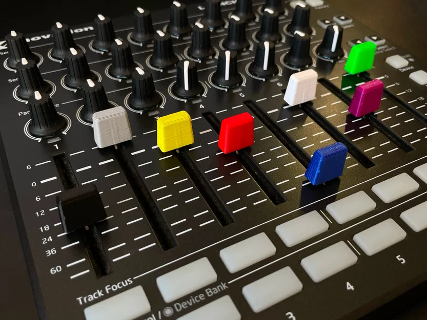 Bộ nắp cần gạt màu cho Novation Launch Control XL MK2 - Image 1