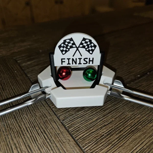 Bệ hạ cánh vạch đích GraviTrax (GraviTrax Finish Line Landing Pad) - Image 4
