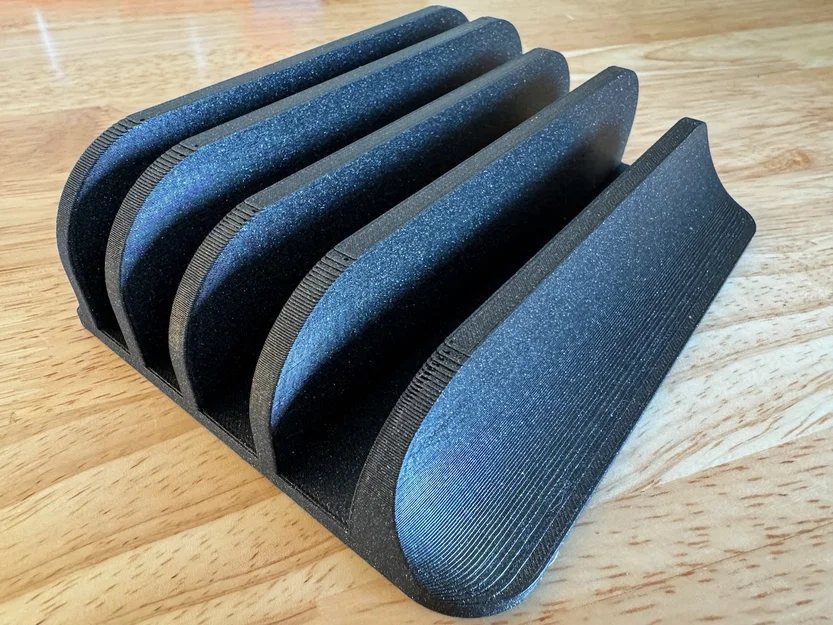 Giá đỡ sạc laptop 4 khe (Solid) - Image 1