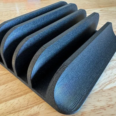 Giá đỡ sạc laptop 4 khe (Solid)