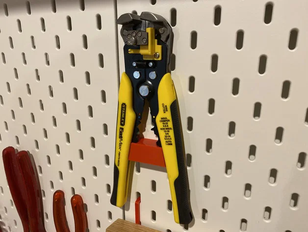 Giá treo kìm tuốt dây Stanley Fatmax cho bảng Ikea Skadis - Image 1