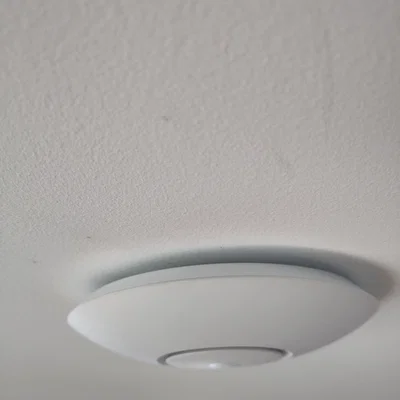 Đế gắn kèm trụ đỡ cho Ubiquiti Unifi UAP-AC-LR, UAP-AC-LITE, UAP-nanoHD