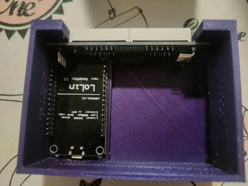 Vỏ hộp cho NodeMCU Lolin V3 và module LED 7 đoạn MAX7219 - Image 1