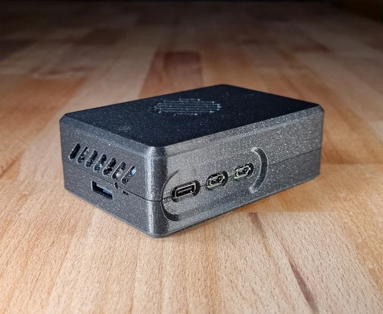 Case Raspberry Pi 5 hỗ trợ Pimoroni NVME Base - Image 1