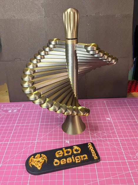 Tượng Động Kinetic Helicone - Image 1