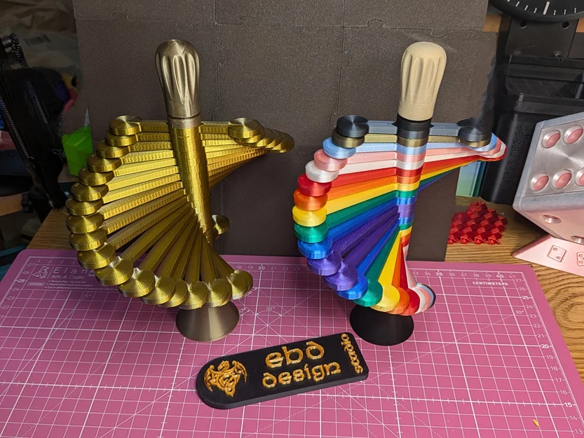 Tượng Động Kinetic Helicone - Image 4