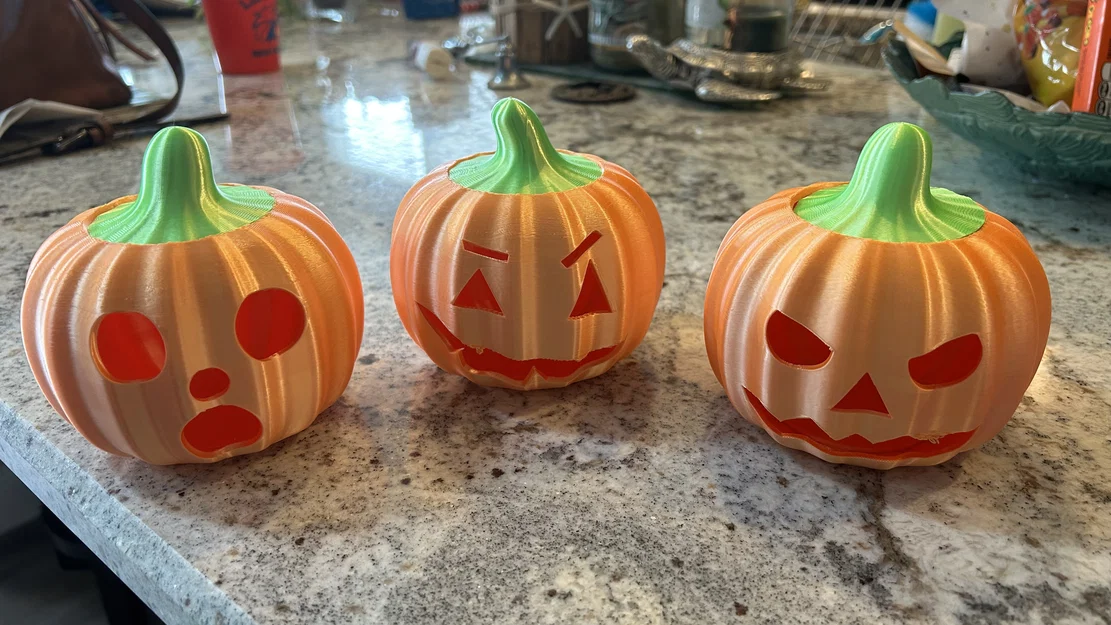 Ba Quả Bí Nhỏ (Three Little Pumpkins) - Image 1
