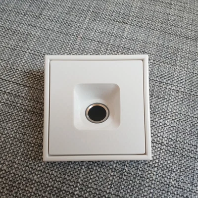 Jung / Gira Fingerprint R502-F / R503 Plate – Tấm gắn cho Jung LS 990
