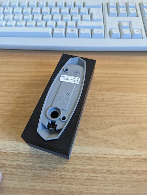 Giá đỡ thanh mái Wigo cho caravan LMC Style 530 E - Image 4