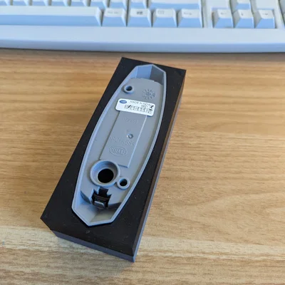 Giá đỡ thanh mái Wigo cho caravan LMC Style 530 E