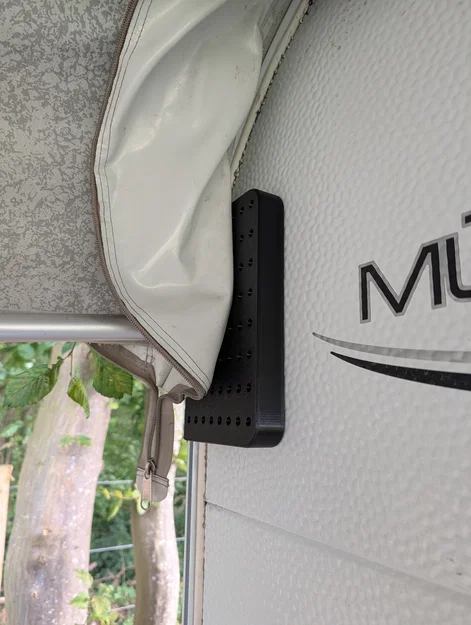 Giá đỡ thanh mái Wigo cho caravan LMC Style 530 E - Image 5