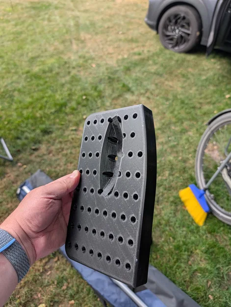 Giá đỡ thanh mái Wigo cho caravan LMC Style 530 E - Image 7