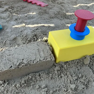 Đồ chơi khuôn cát cho bé - BrickMaker (3 phiên bản)