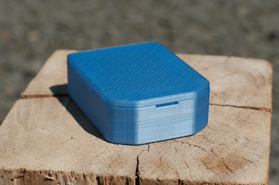 Hộp đựng IEM nam châm (Magnetic IEM Case) - Image 1