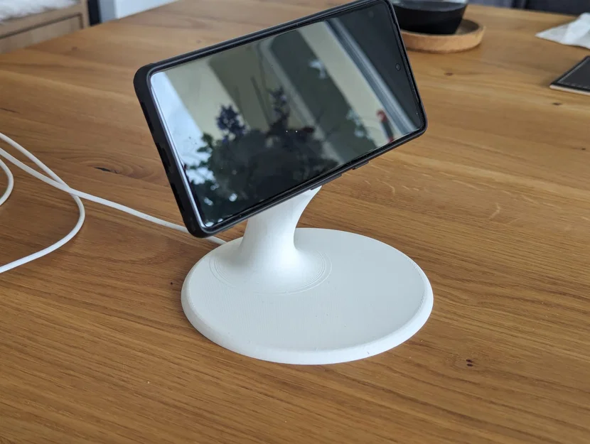 MAG-Safe Ladestation (Đế sạc MagSafe) - Image 1