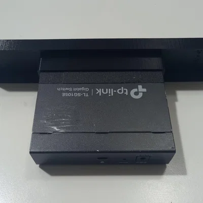 Giá đỡ rack 10 inch chắc chắn cho switch TP-Link TL-SG105E