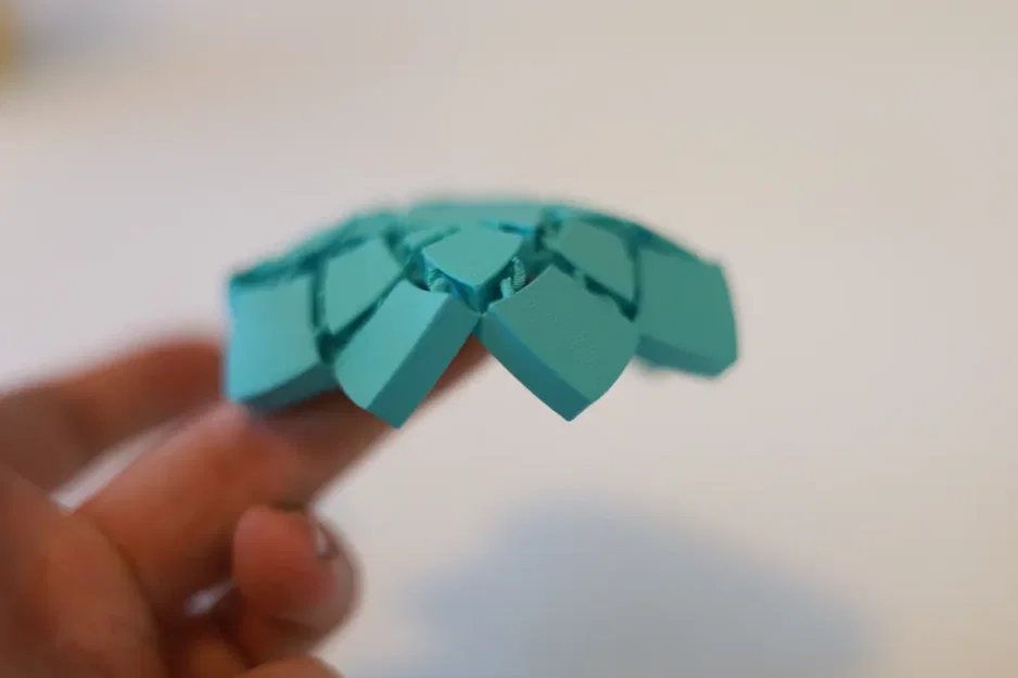 Miếng lót ly hình hoa khớp nối 3D in không cần support - Image 3