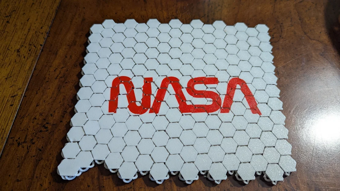 Vải chainmail dẻo NASA kèm Worm Logo - Image 3