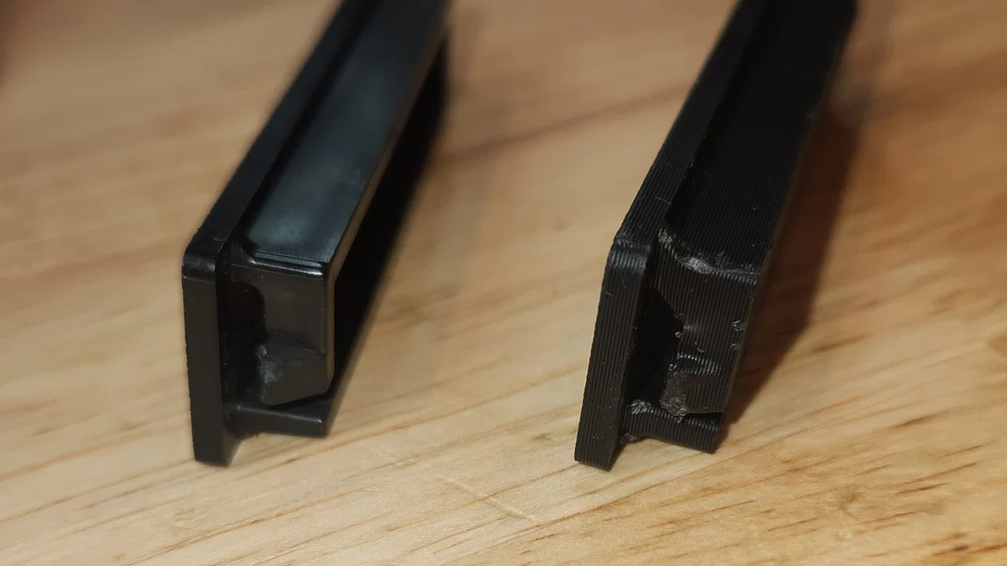 Tấm che trống breaker Square D QOFP (QO Breaker Blank Filler Plate) - Image 1