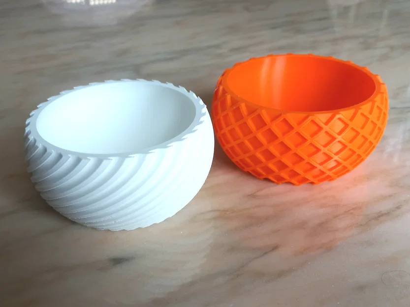 Chậu trồng cây/ bình trang trí họa tiết xoắn ốc (Spiral pattern planter pot vase) - Image 2