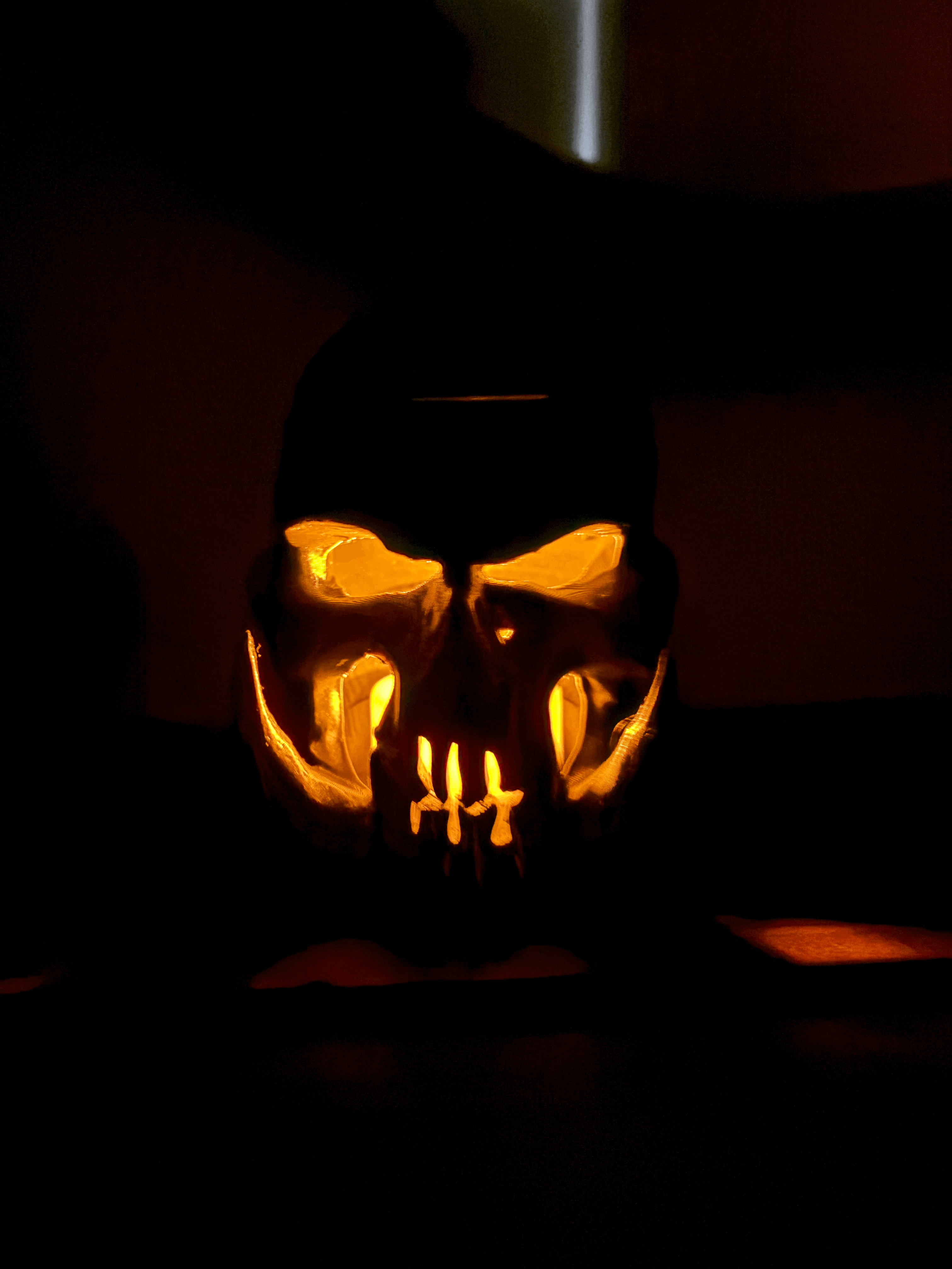 Đèn sọ Orc (Orc Skull Lamp / Ork Schädel Lampe) - Image 2