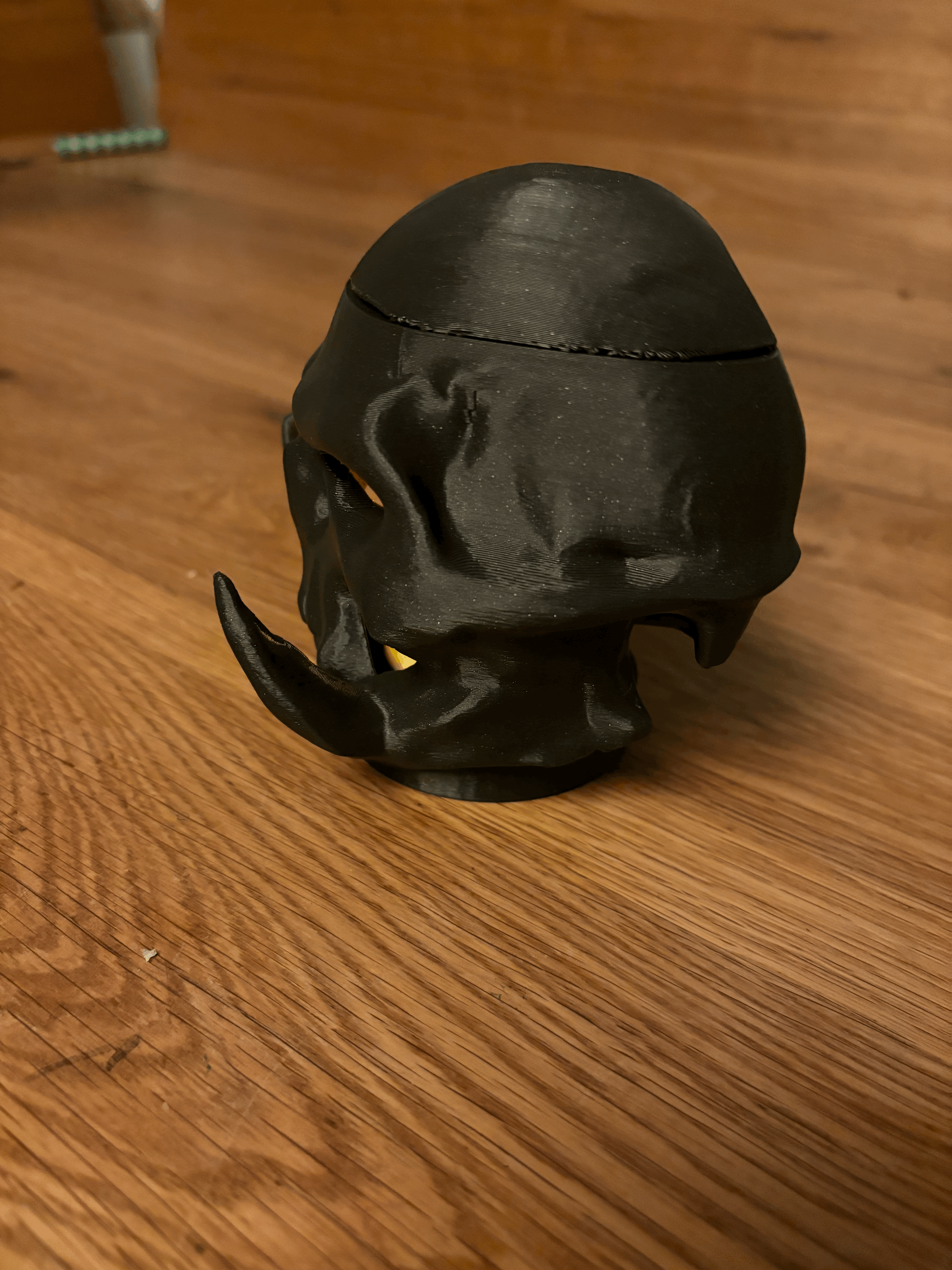 Đèn sọ Orc (Orc Skull Lamp / Ork Schädel Lampe) - Image 10