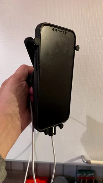 Remix "Car Vent Gravity Phone Holder v2" – Bản gia cường, có tuỳ chọn gắn dây sạc - Image 6