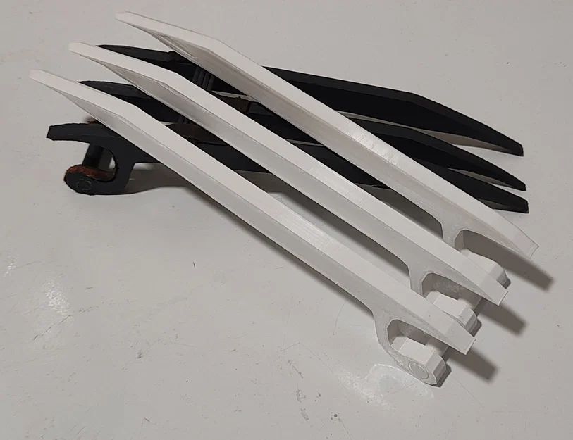 Mô hình móng vuốt Wolverine (Wolverine's Claws) - Phụ kiện Cosplay - Image 1