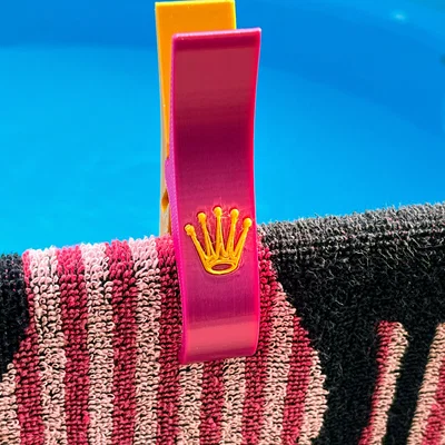 Kẹp Khăn Biển Siêu Gọn Cho Ghế Nằm – The ultimate compact Beach Towel Clip