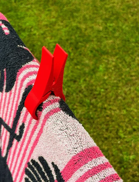 Kẹp Khăn Biển Siêu Gọn Cho Ghế Nằm – The ultimate compact Beach Towel Clip - Image 9