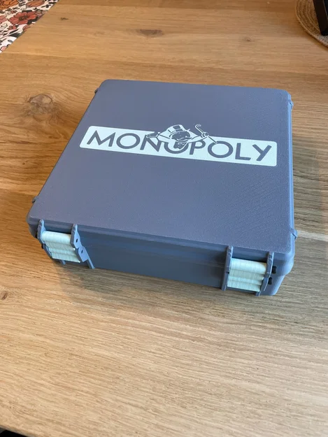 Hộp Monopoly Junior - Image 1