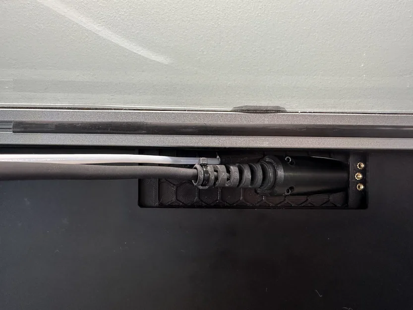 Passthrough umbilical phía sau cho PUG - Image 6