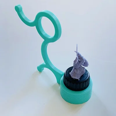 QSMPÖH - Giá đỡ sơn mini Quick Swap cho nắp chai nước ngọt chuẩn