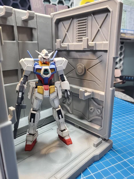 Tường Treo Gunpla (Gunpla Hanger Wall) - Image 1