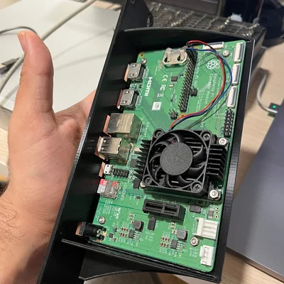 Giá rack 10-inch gắn Raspberry Pi Compute Module 4 IO Board