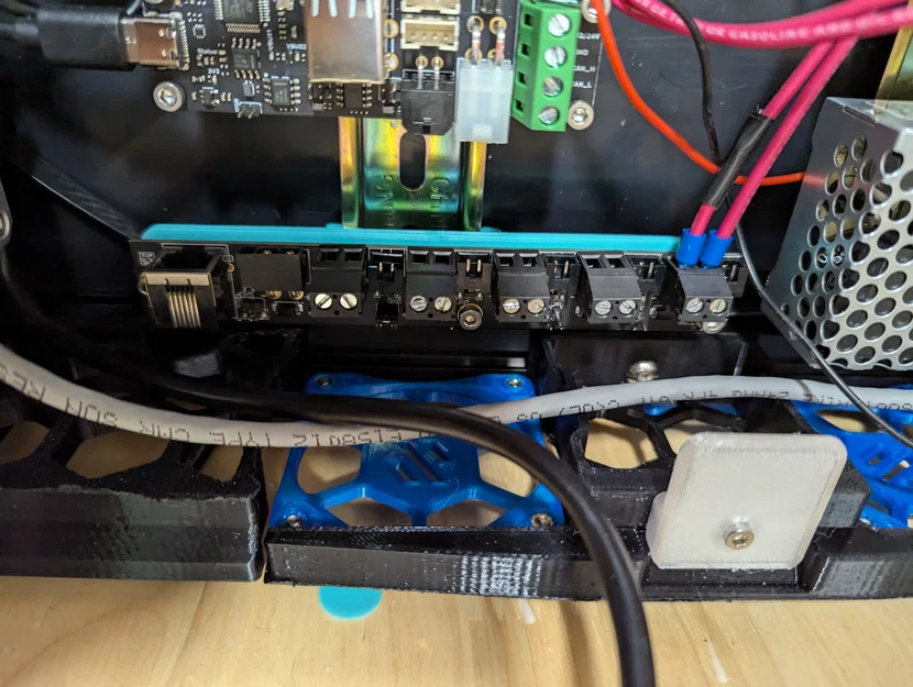 Giá đỡ DIN rail cho Bigtreetech Canbus Extension Module (CEB) - Image 1