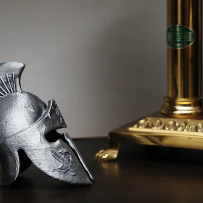 Mô hình Mũ giáp Đấu sĩ (Gladiator's Helmet) làm chặn giấy trang trí