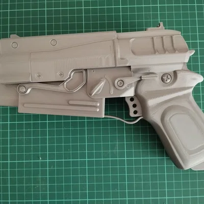 Mô hình súng 10mm Pistol từ game Fallout 4 - In 3D cực chất