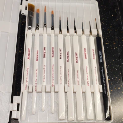Hộp đựng cọ Army Painter Brush Case