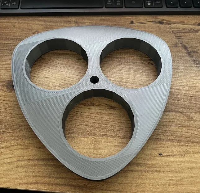 Đầu nối chân cắm trại (Camping Tripod) tiện dụng in 3D - Image 1