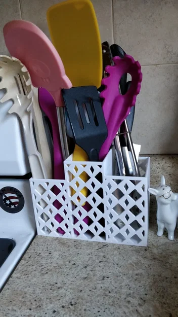 Khay đựng dụng cụ nhà bếp 3D (Utensil Basket Caddy) tiện lợi - Image 3