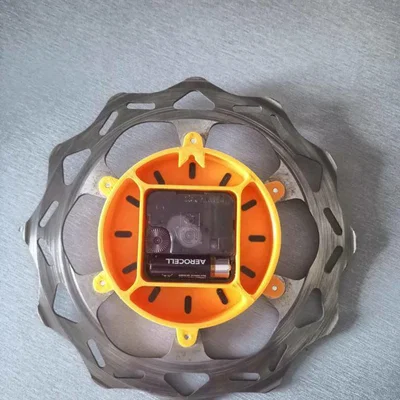 Đồng hồ treo tường từ đĩa phanh xe KTM (KTM TPI 300)