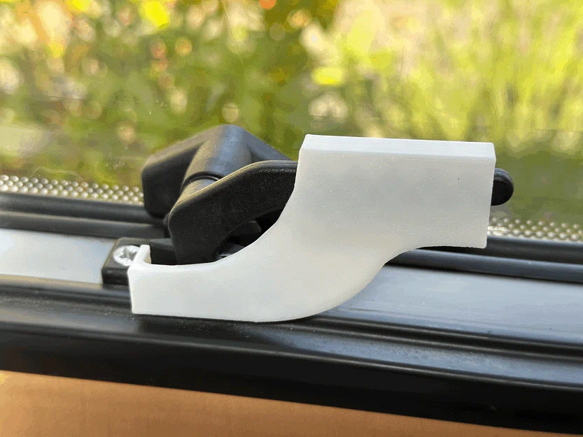 Khóa an toàn trẻ em cho cửa sổ caravan – bảo vệ cửa sổ chắc chắn! - Image 1