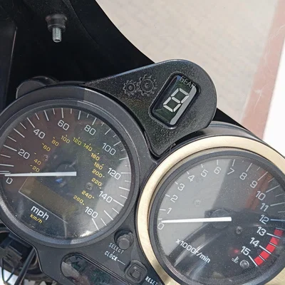 Vỏ gắn đồng hồ báo số (Gear Indicator) cho Yamaha FZS 600 Fazer