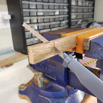 Tay cầm cho lưỡi cưa lọng T-shank (Jig Saw Blade Handle)