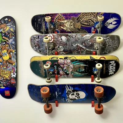 Giá Treo Skateboard Lên Tường (Skateboard Wall Mount)