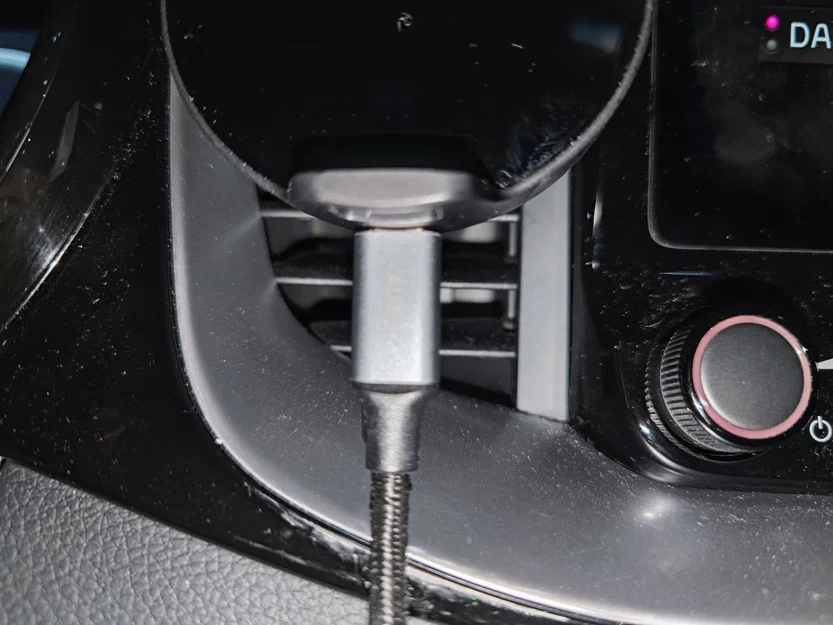 Giá đỡ ĐT Kia Proceed GT cho Xiaomi Mi 20W Wireless Car Charger - Image 5